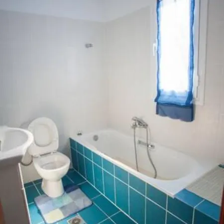 Helmata With Privecy