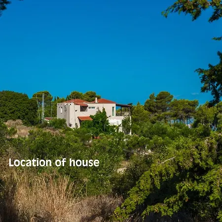 Villa Helmata With Privecy